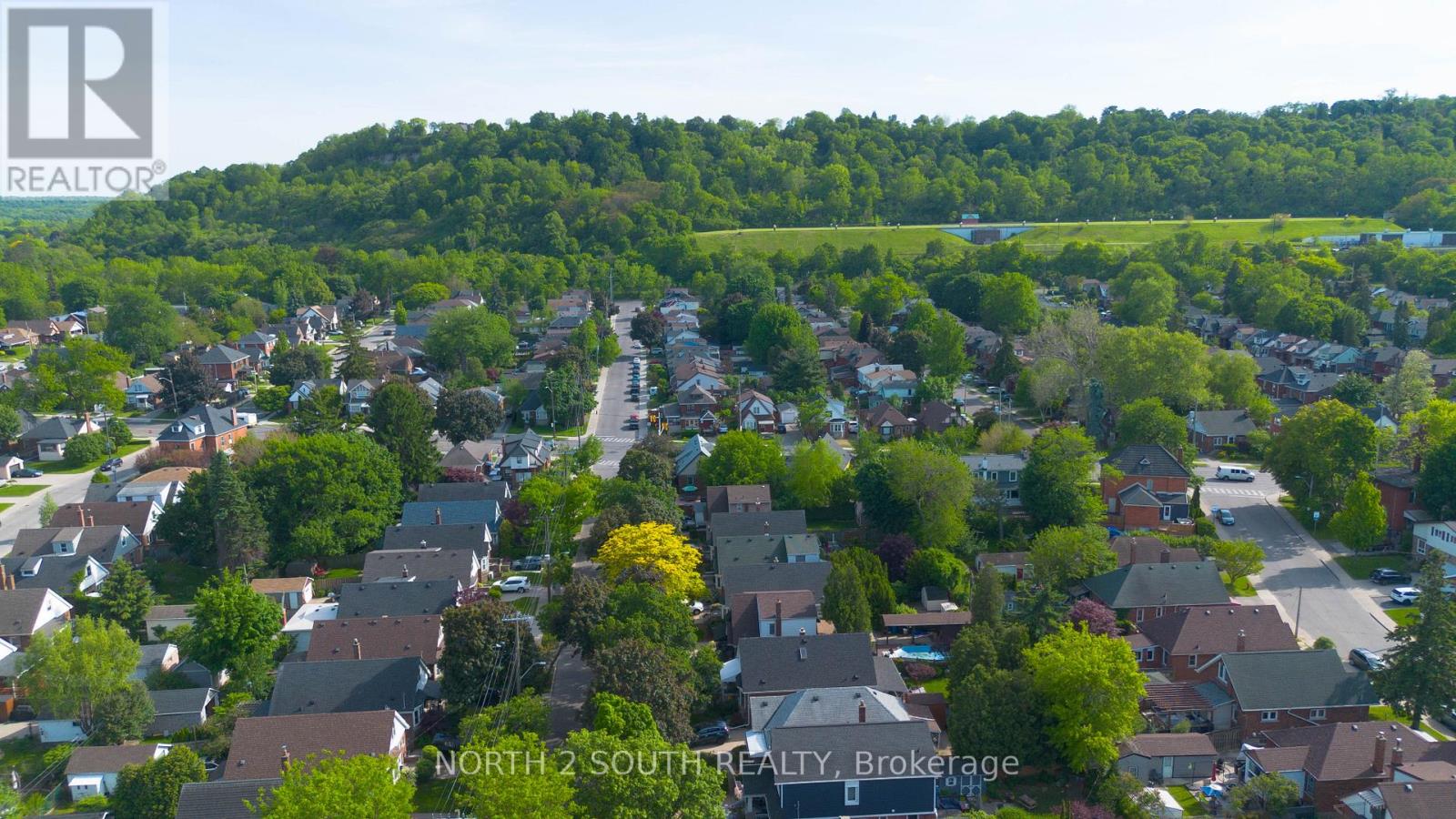 212 WEXFORD AVENUE S - 34