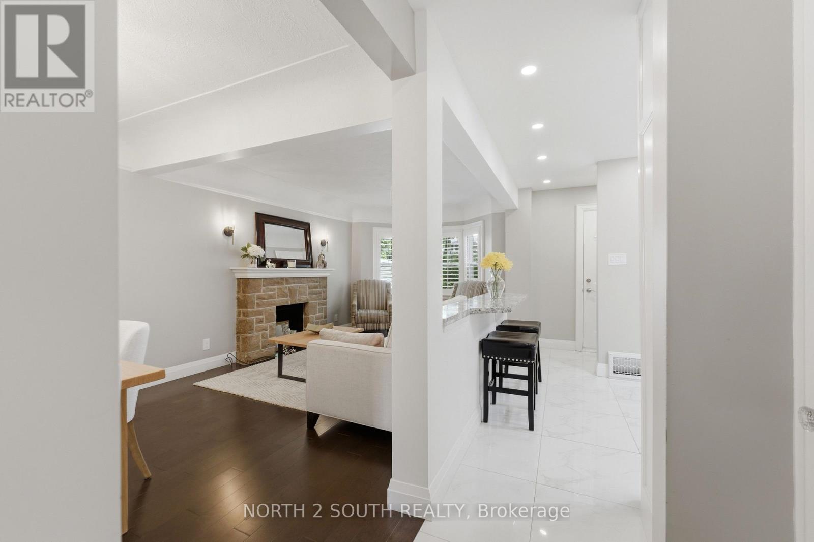 212 WEXFORD AVENUE S - 9