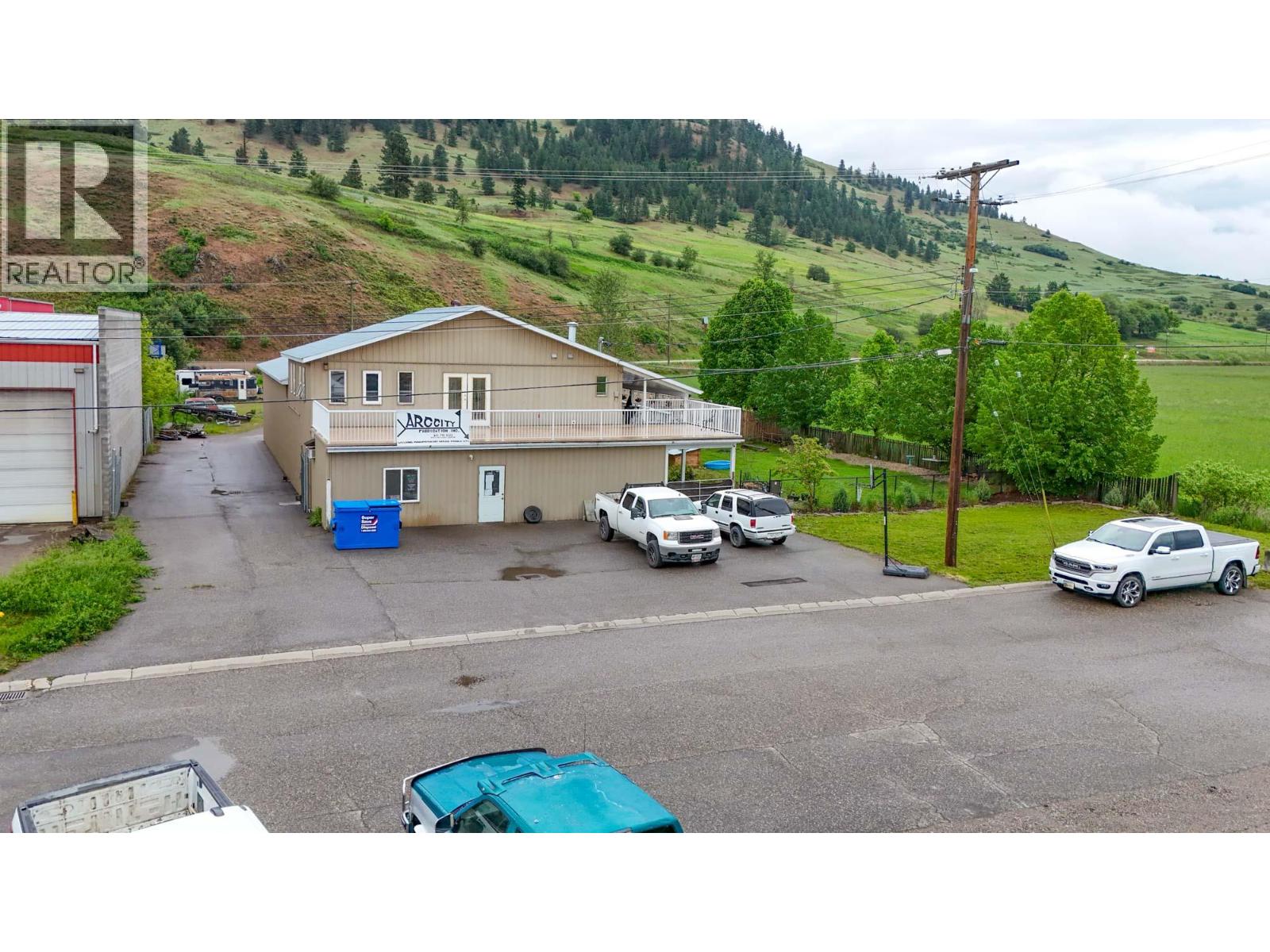  1415 Dyffryn Road, Lumby