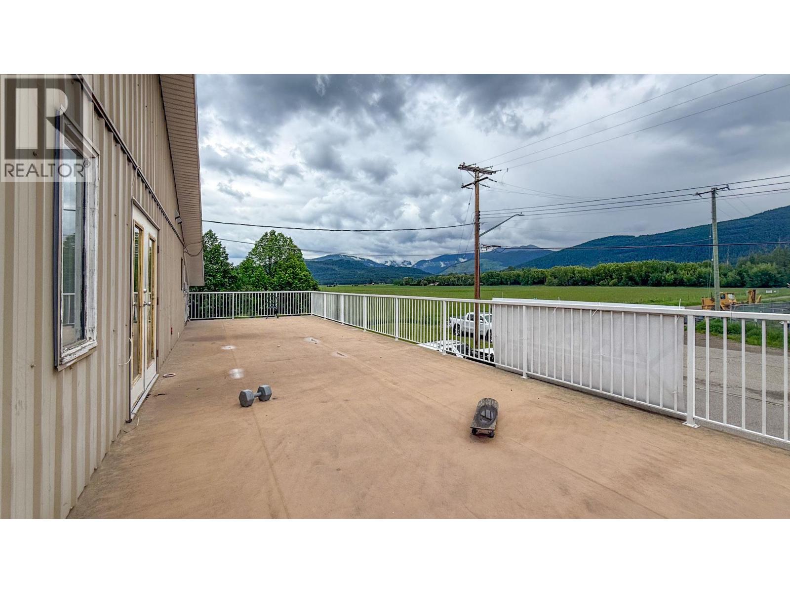  1415 Dyffryn Road, Lumby