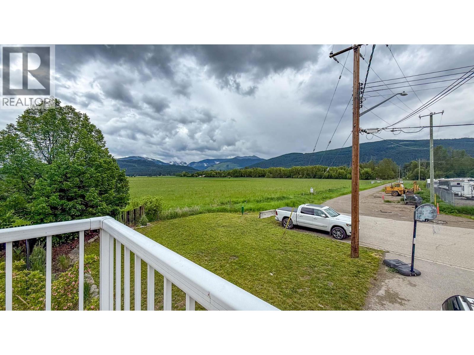  1415 Dyffryn Road, Lumby