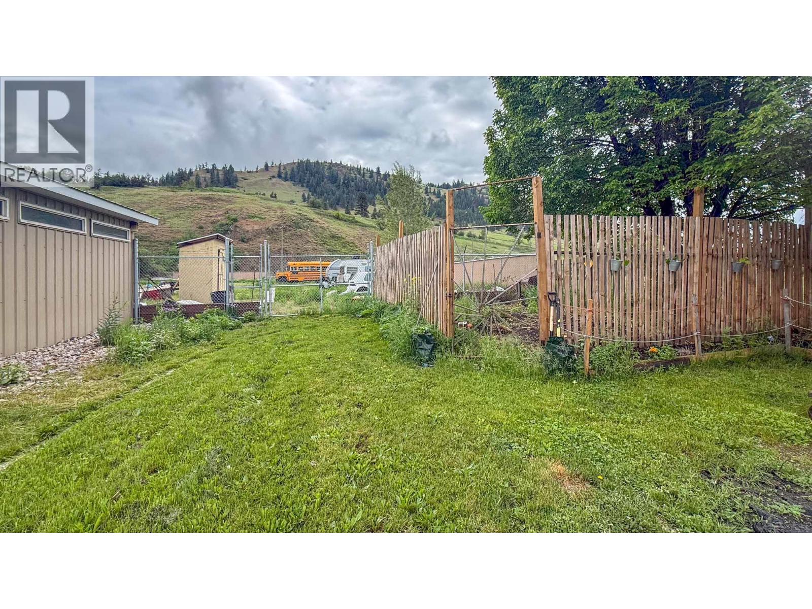  1415 Dyffryn Road, Lumby