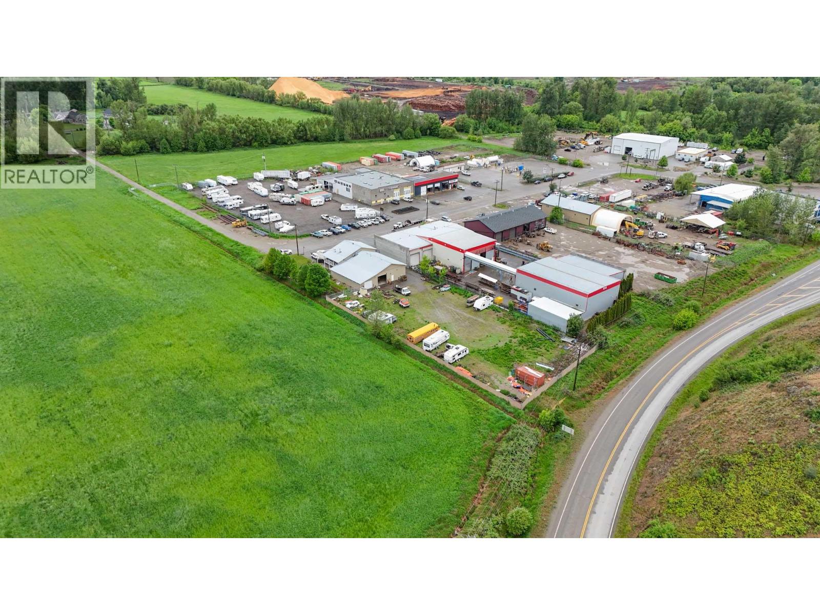  1415 Dyffryn Road, Lumby