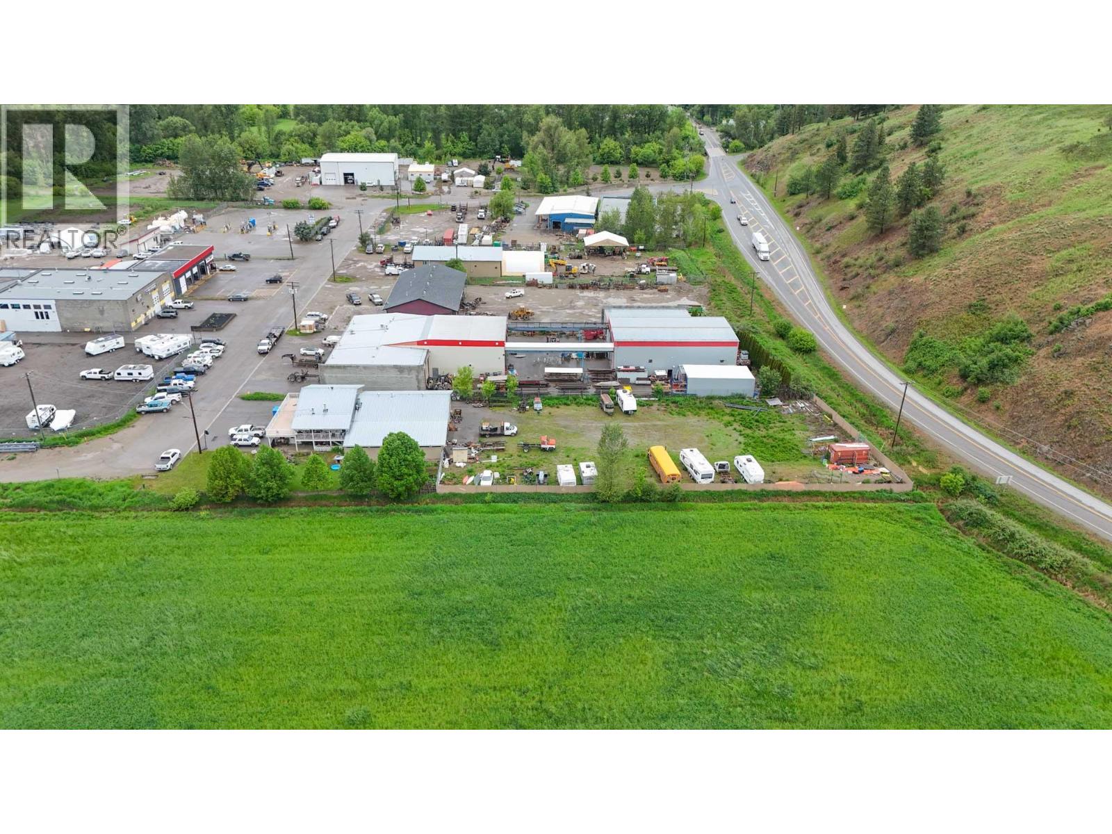  1415 Dyffryn Road, Lumby