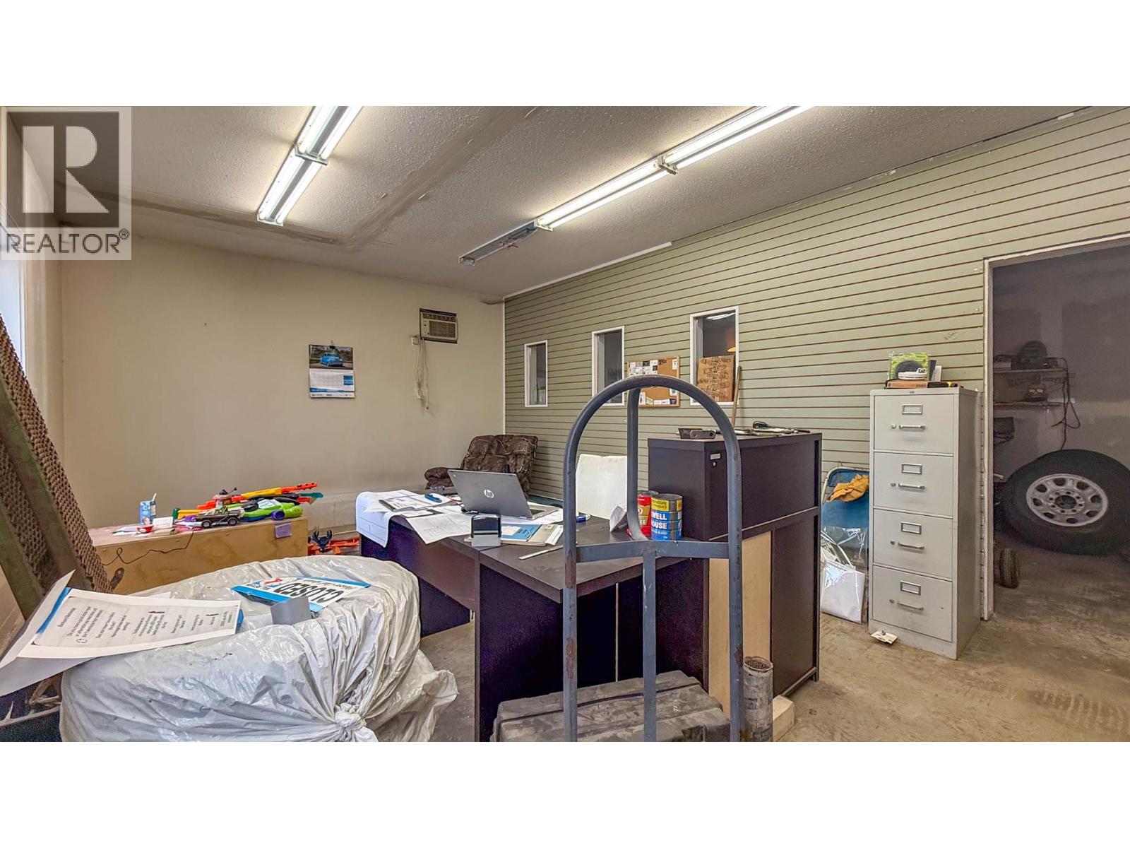  1415 Dyffryn Road, Lumby