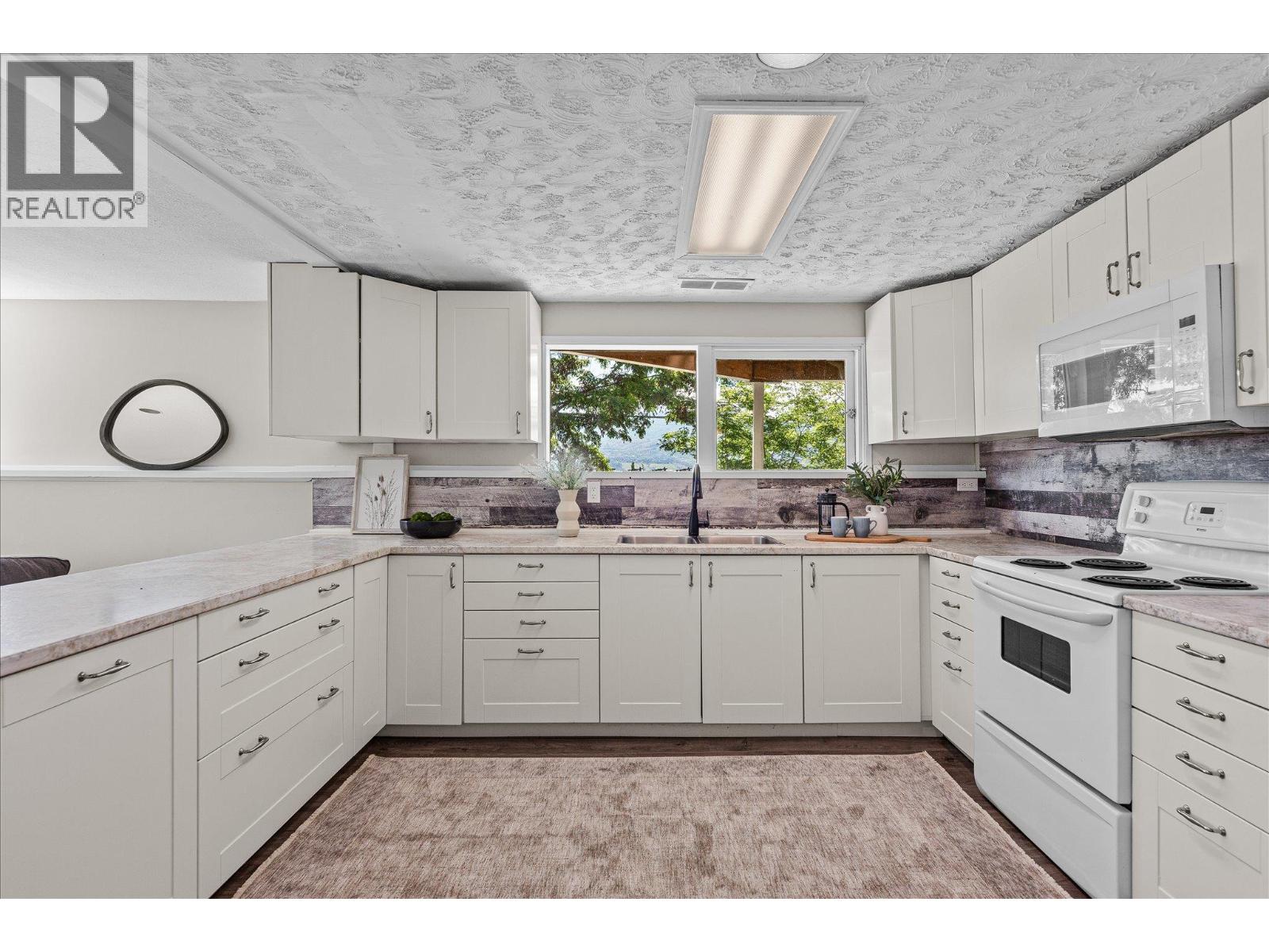 3629 Empire Place - 31