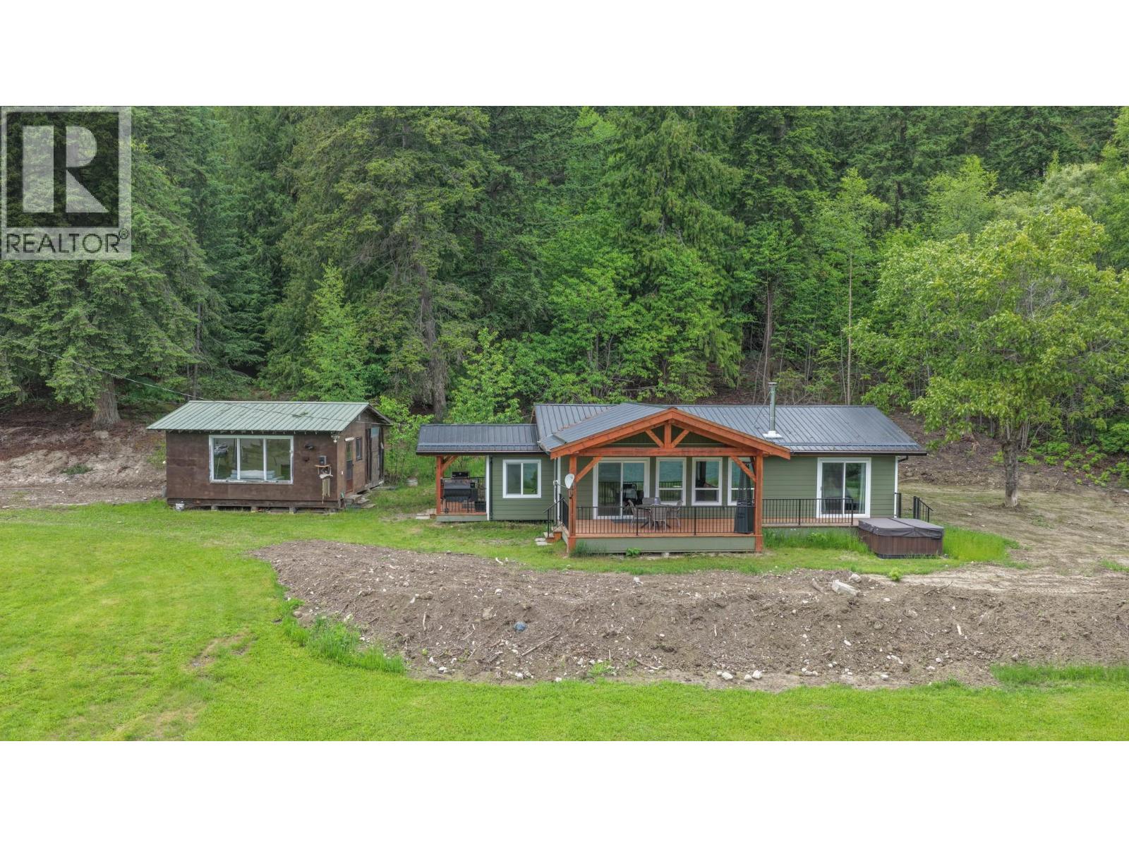 350 LOWER INONOAKLIN NORTH ARM Road, Edgewood
