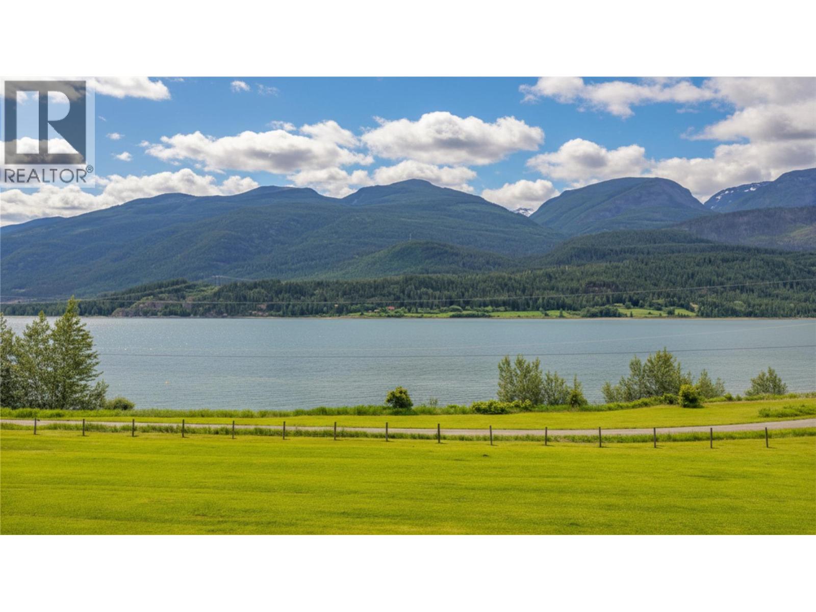 350 LOWER INONOAKLIN NORTH ARM Road, Edgewood