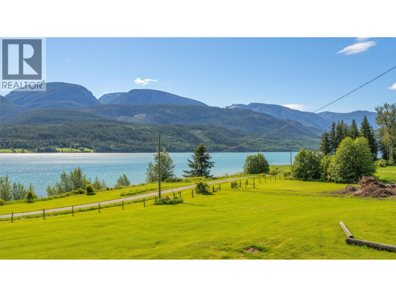 350 LOWER INONOAKLIN NORTH ARM Road, Edgewood