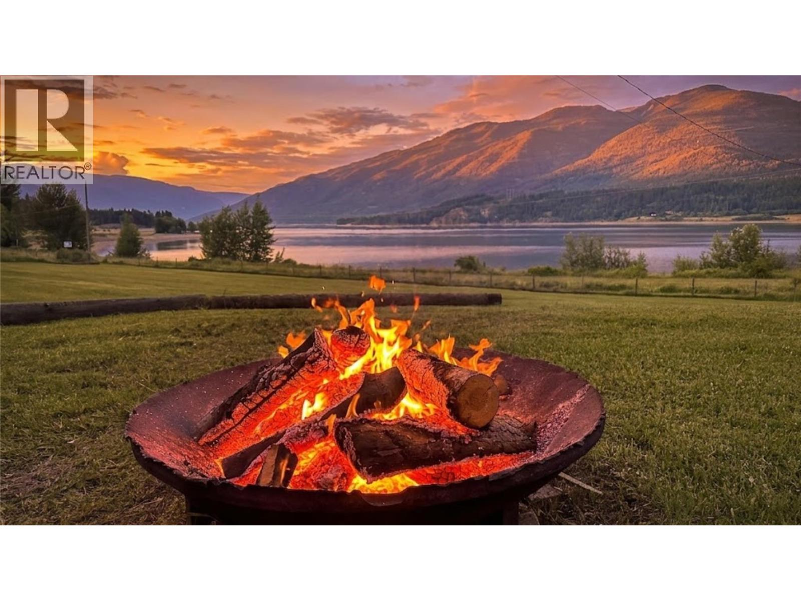350 LOWER INONOAKLIN NORTH ARM Road, Edgewood