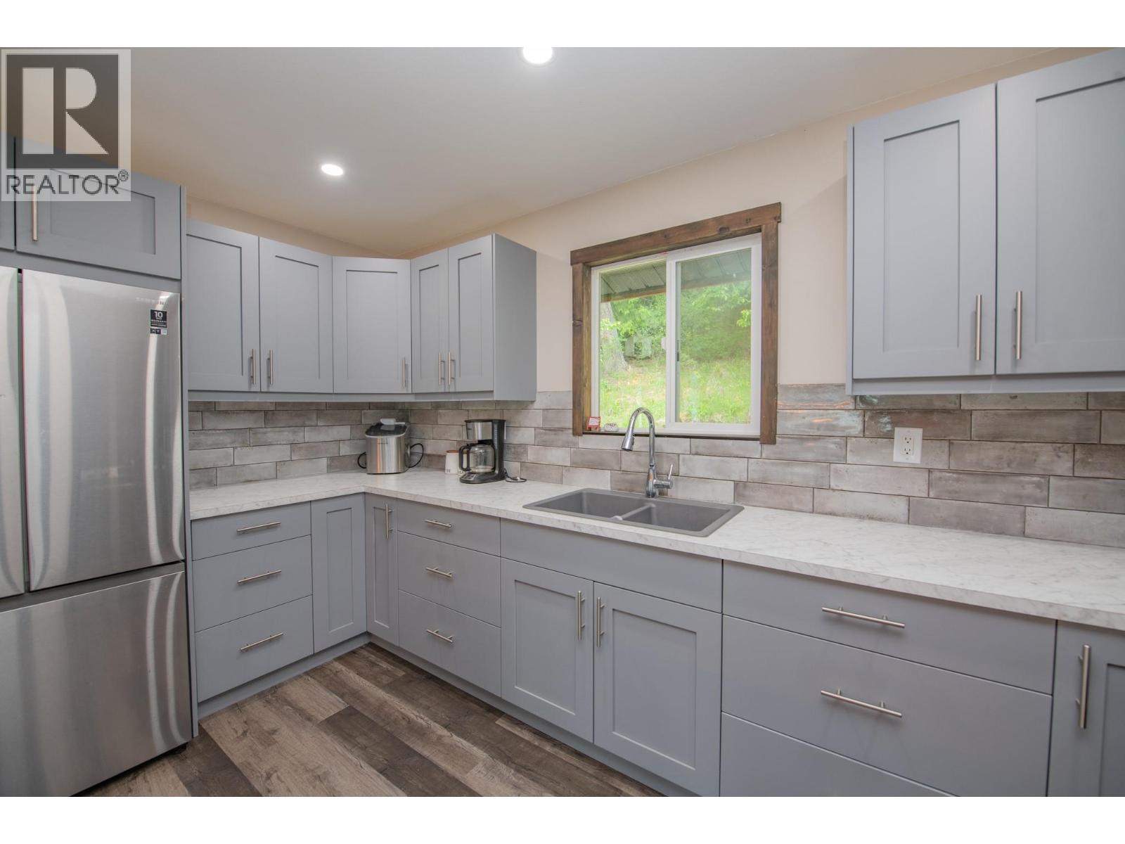 350 LOWER INONOAKLIN NORTH ARM Road, Edgewood
