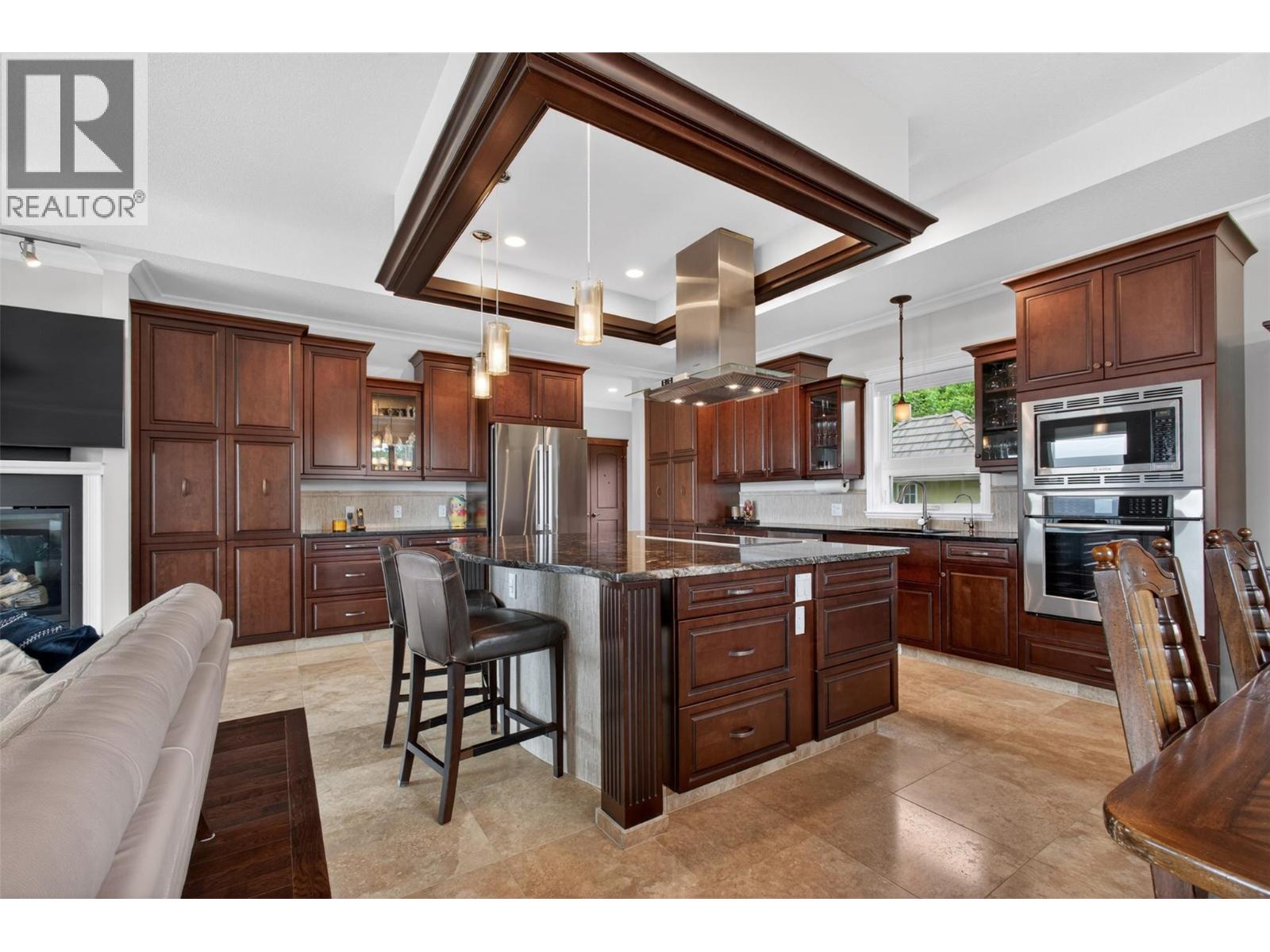 2346 Bridgeview Road - 13