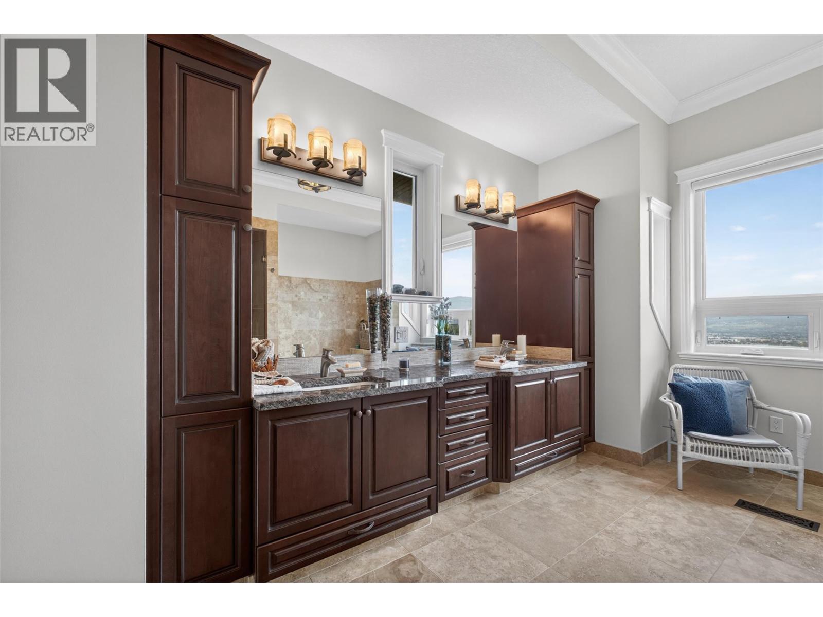 2346 Bridgeview Road - 25