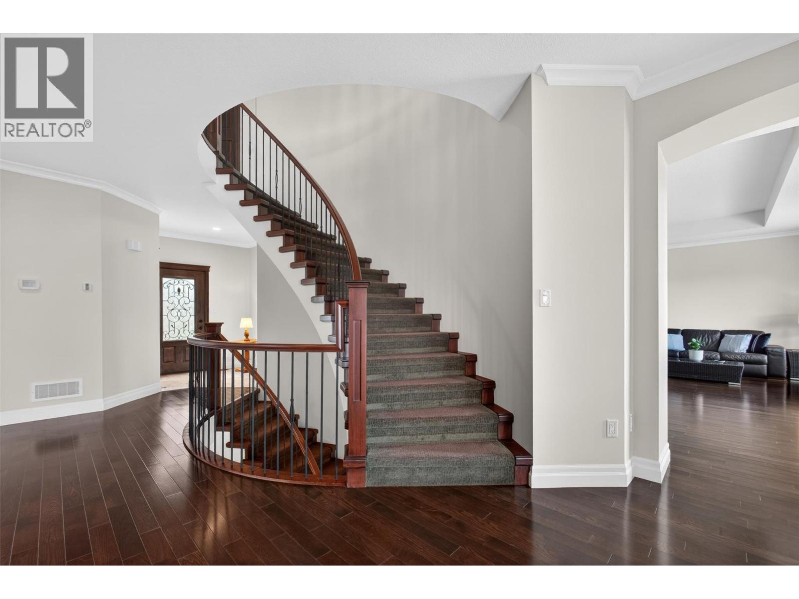 2346 Bridgeview Road - 30