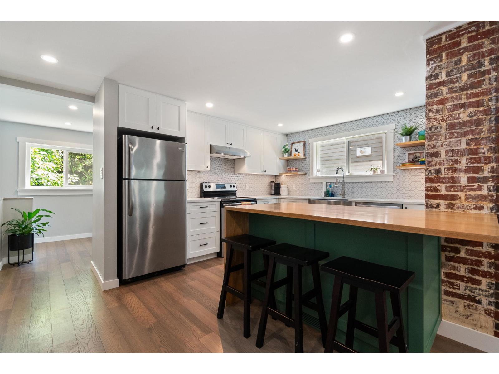 9460 COOTE STREET, Chilliwack Proper East, Chilliwack