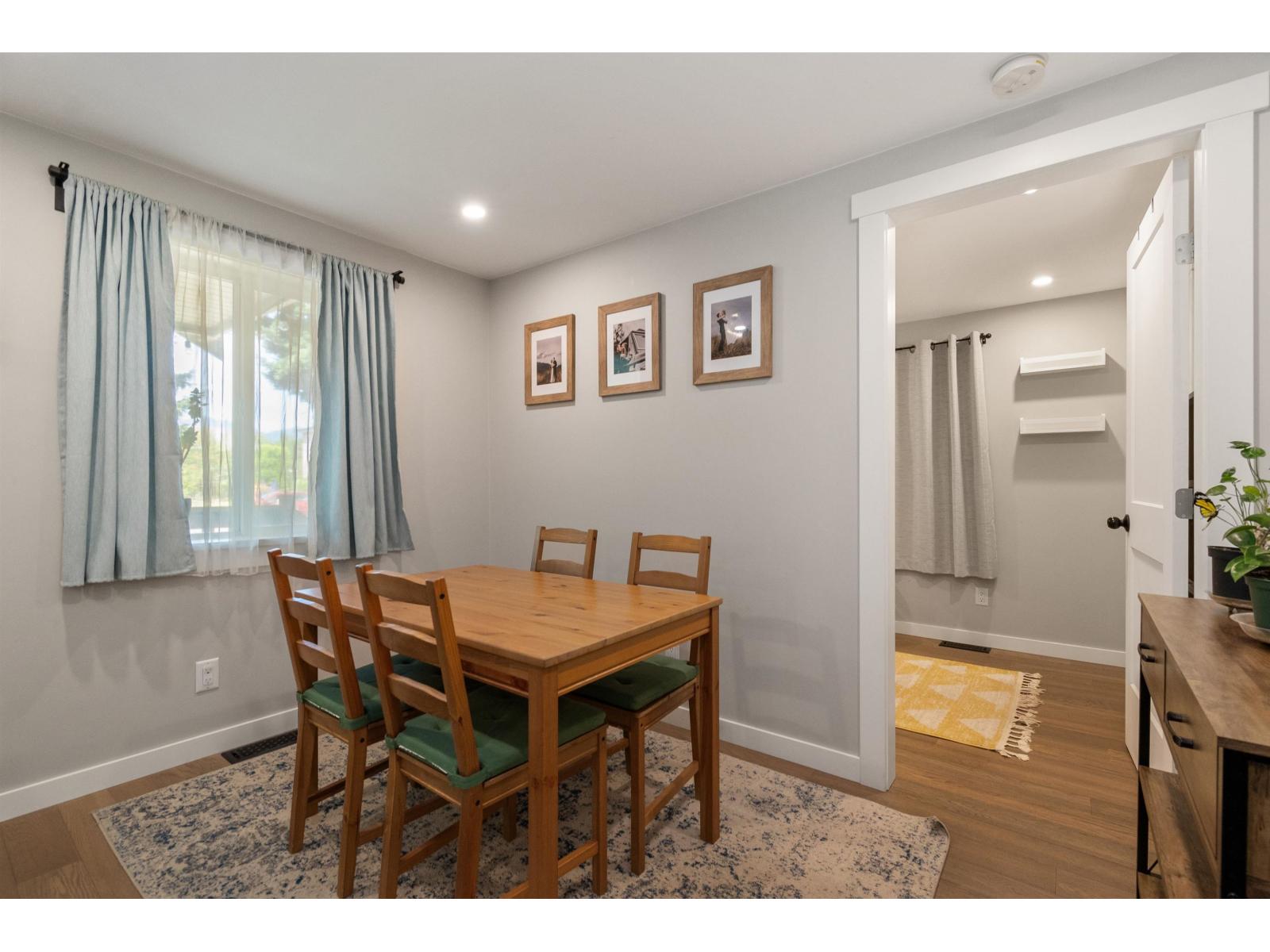 9460 COOTE STREET, Chilliwack Proper East, Chilliwack