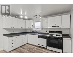 Sunroom - 208 Maitland Street, London East, ON N6B2Y1 Photo 9