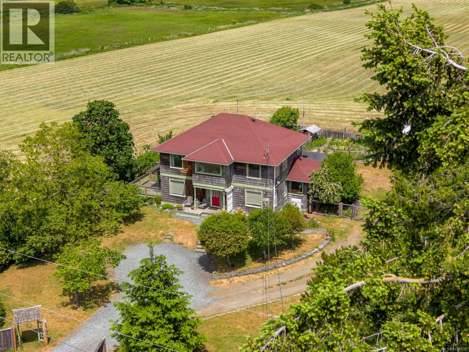2854 Farm View Rd, Courtenay
