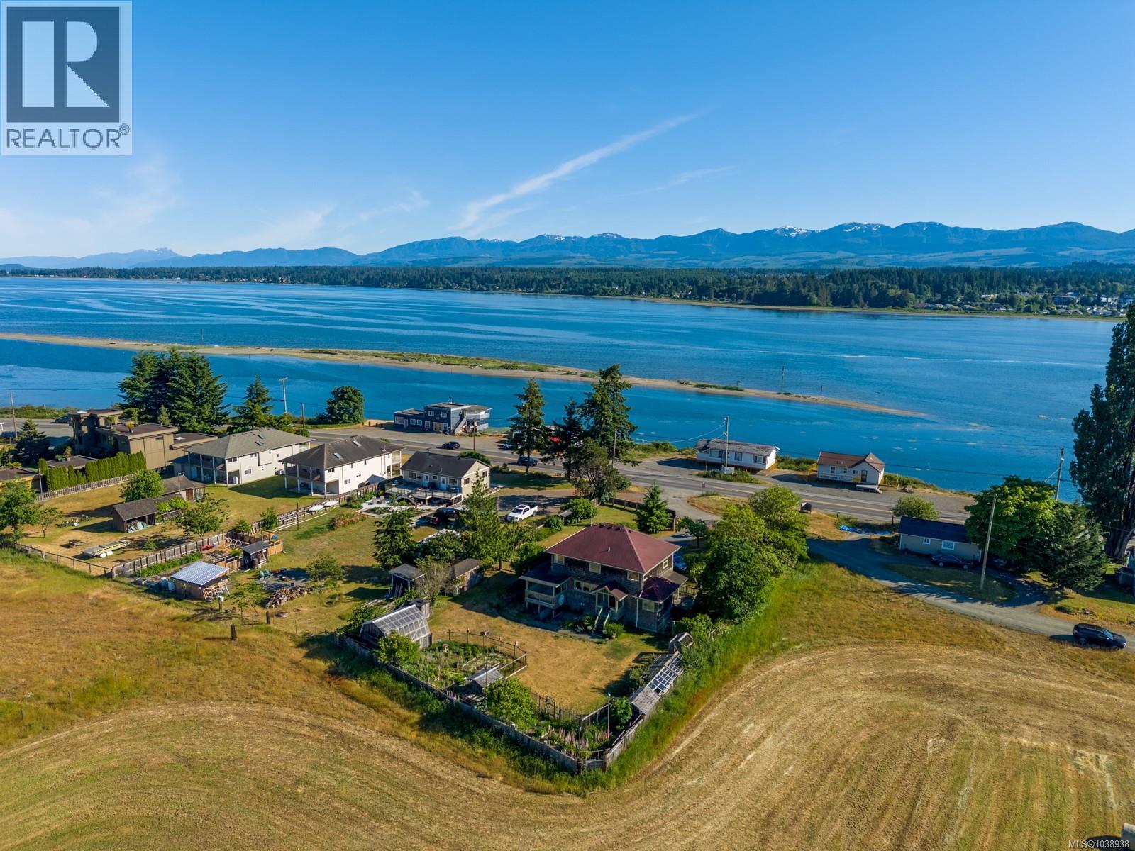 2854 Farm View Rd, Courtenay