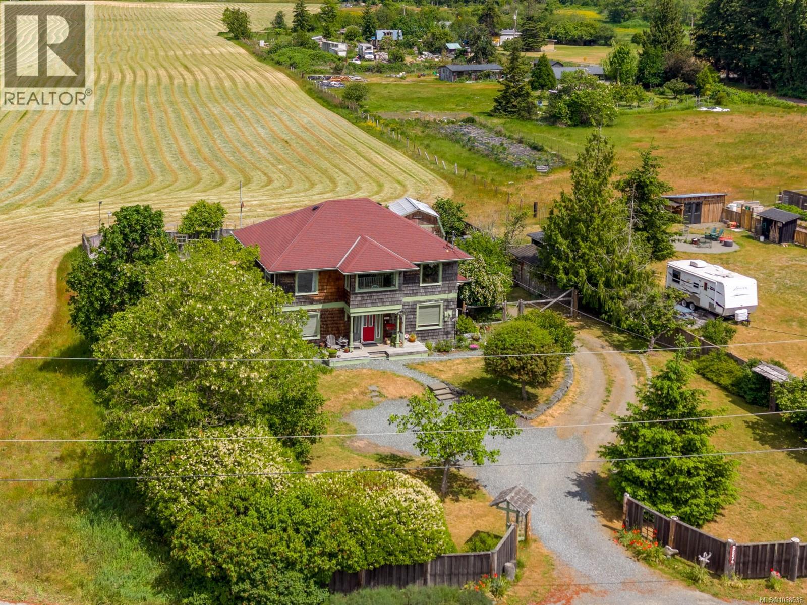 2854 Farm View Rd, Courtenay