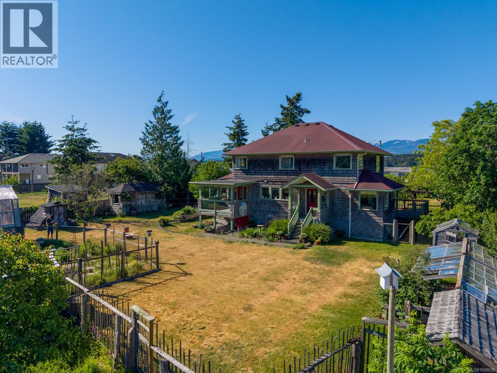 2854 Farm View Rd, Courtenay