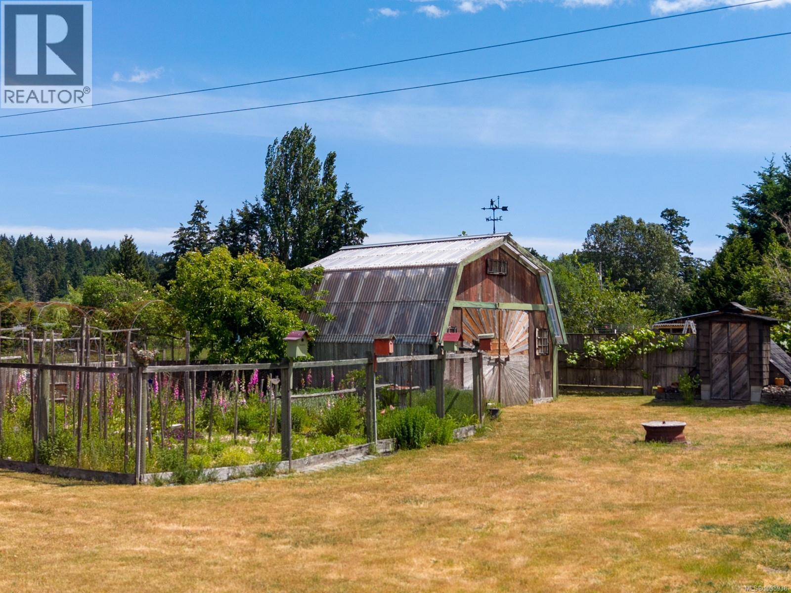 2854 Farm View Rd, Courtenay
