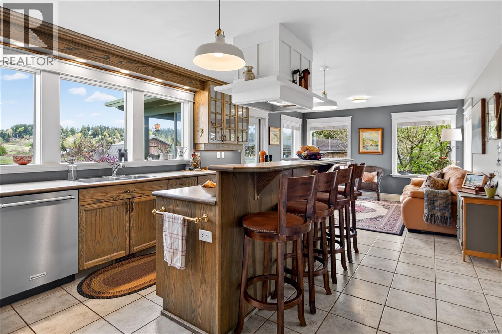 2854 Farm View Rd, Courtenay