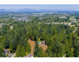 13803 56 Avenue, Surrey, BC V3X2Z9 Photo 11