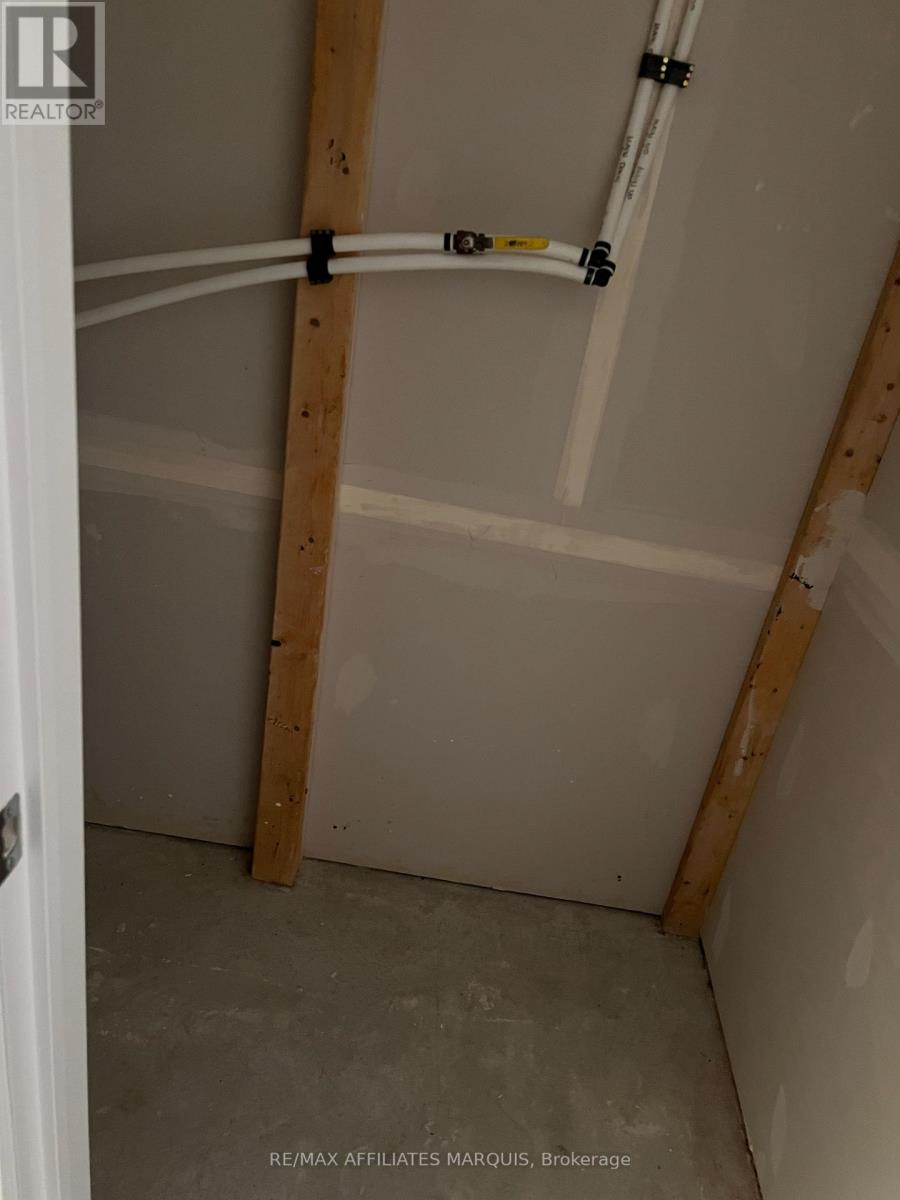 304 FIR LANE - 20
