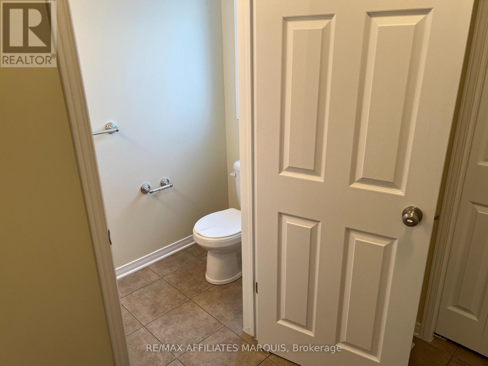 304 FIR LANE - 3