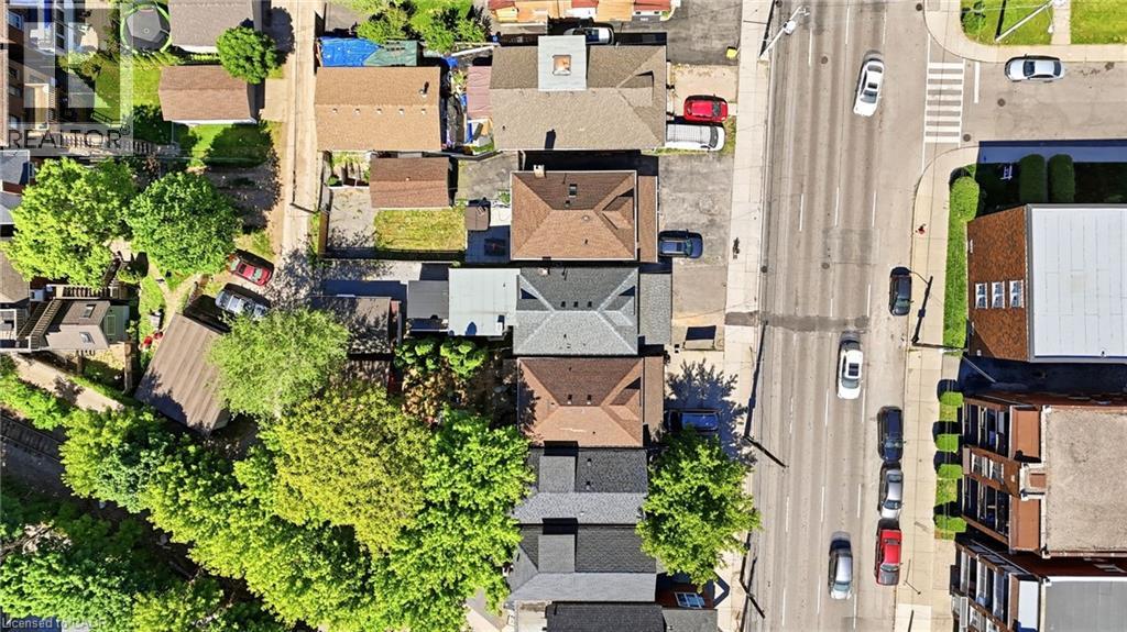 968 MAIN Street E - 44