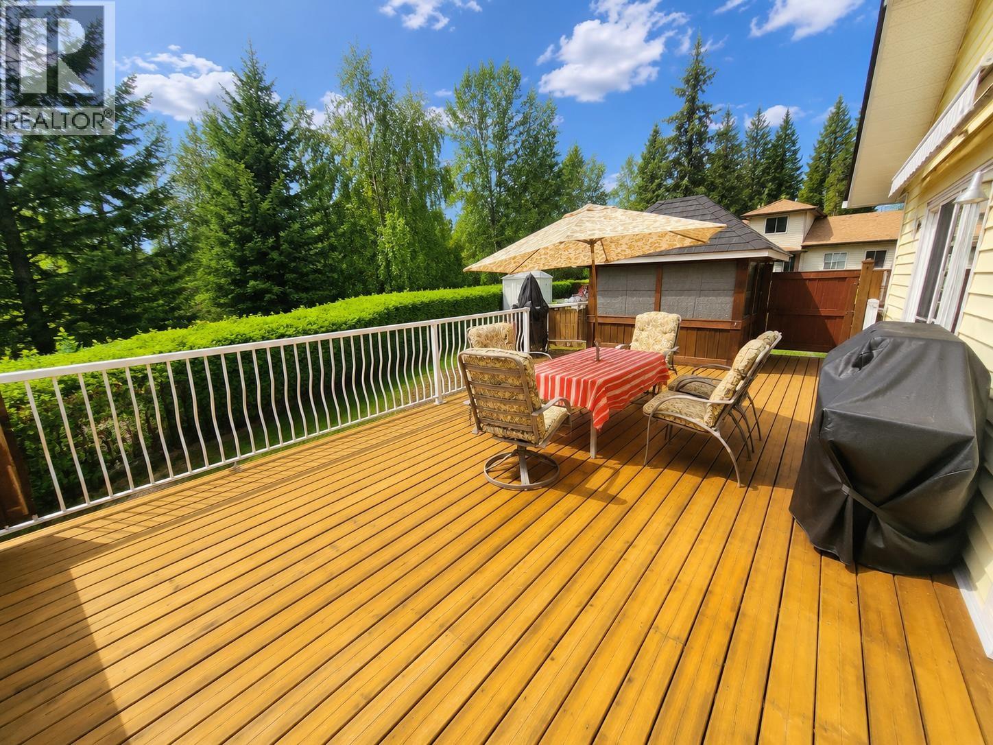 Living room of 3819 BRENTWOOD PLACE · Prince George, BC