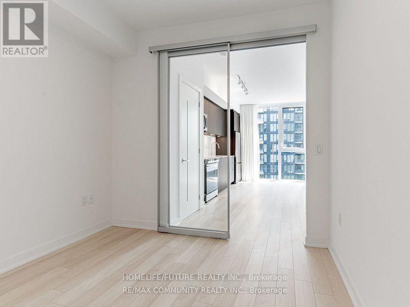 #3506 357 KING STREET W - 19