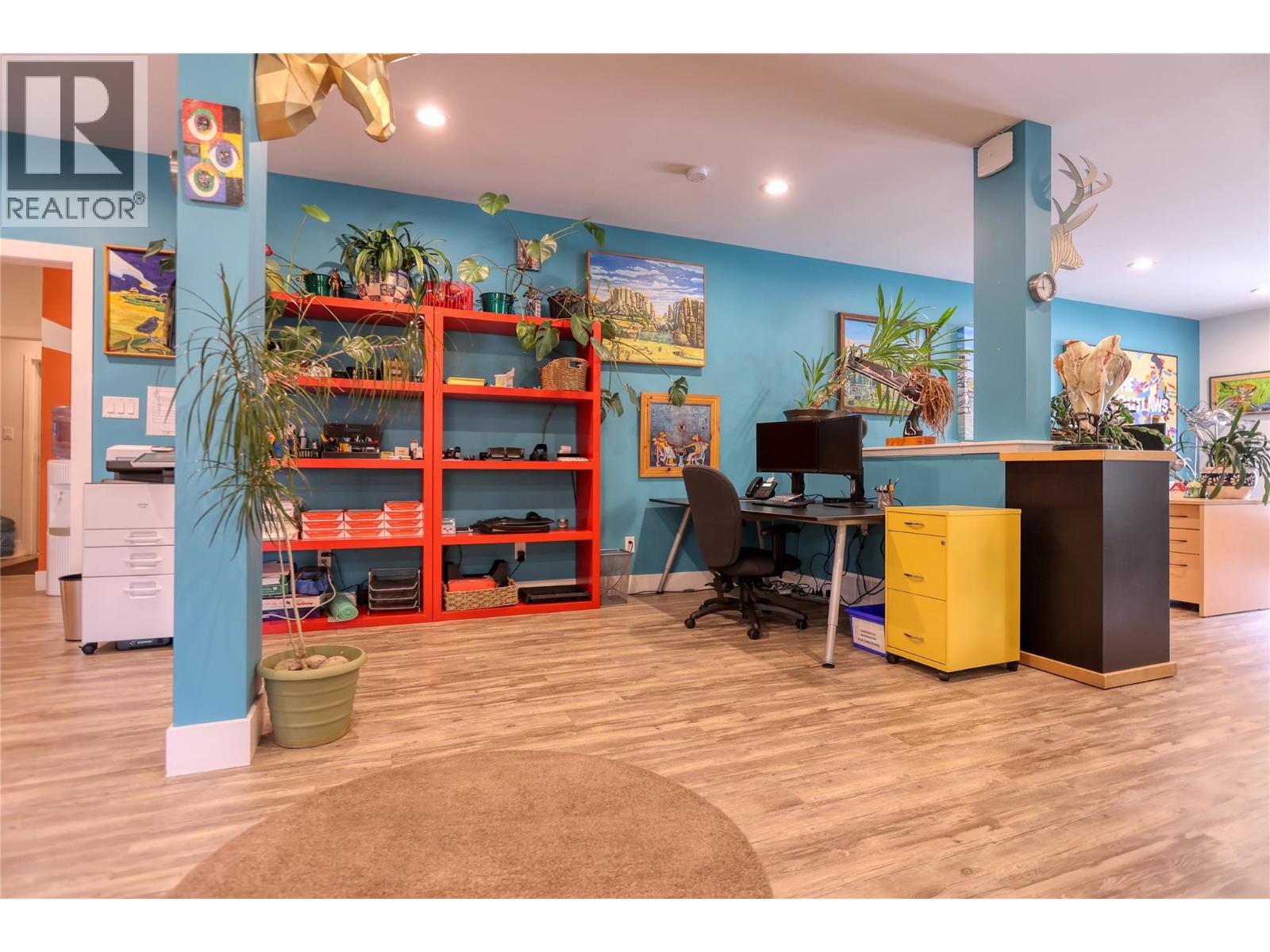 1 495 Columbia Street, Castlegar