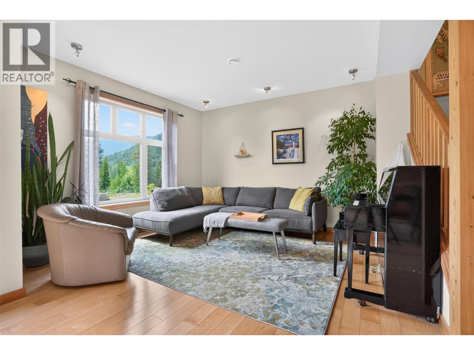 3260 Heddle Road Unit# 20, Nelson