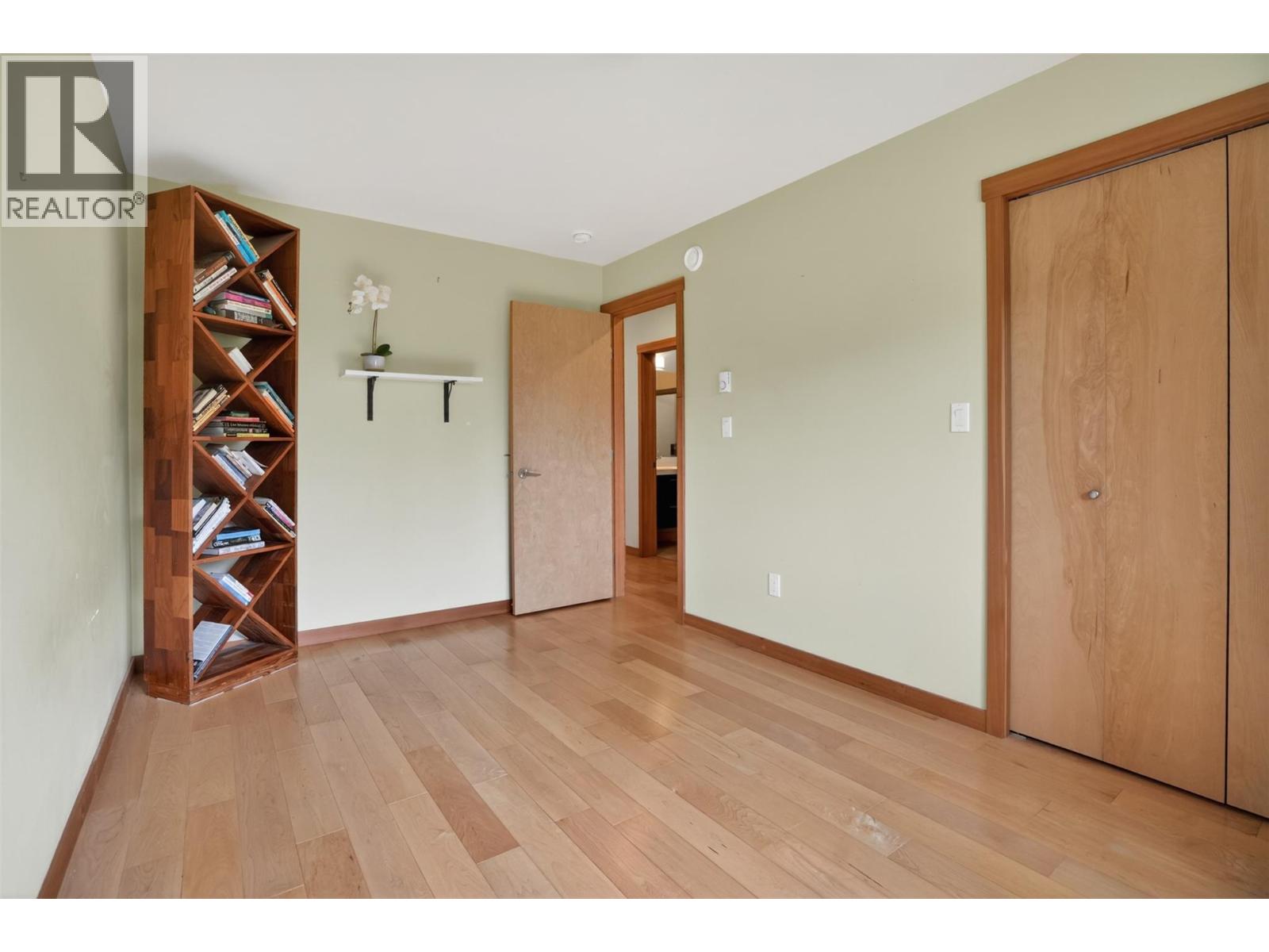 3260 Heddle Road Unit# 20, Nelson