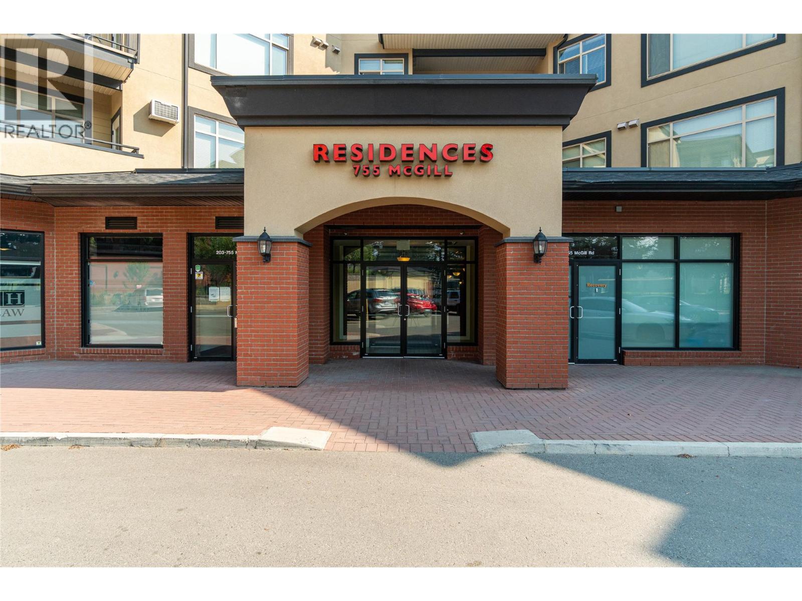 #216 755 McGill Road - 21