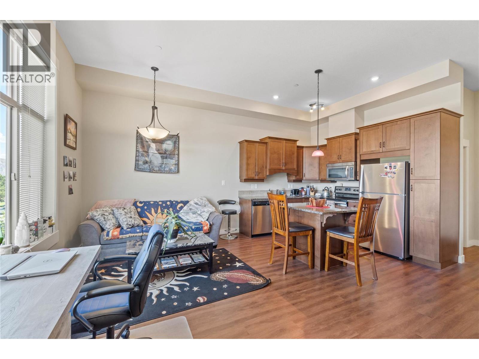 #216 755 McGill Road - 5