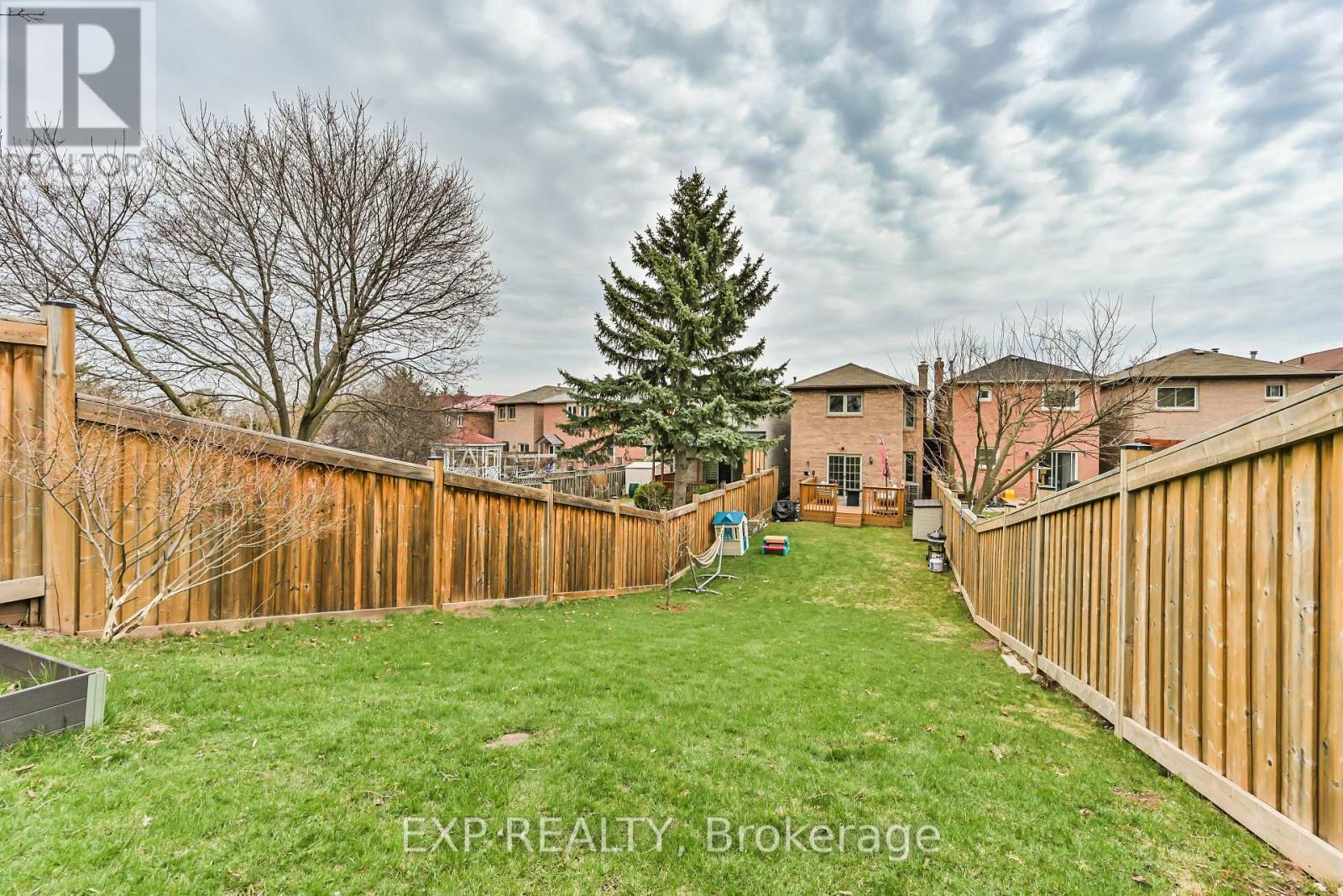 1474 PRINCE JOHN CIRCLE - 38