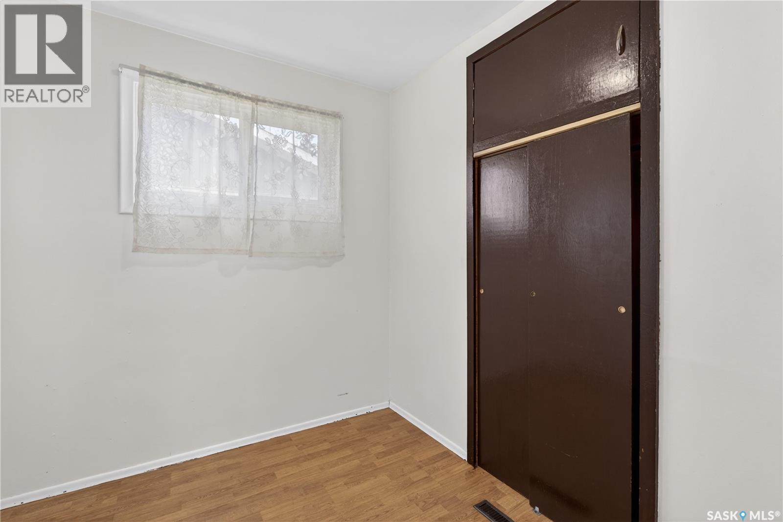 305 Burrows AVENUE W - 15