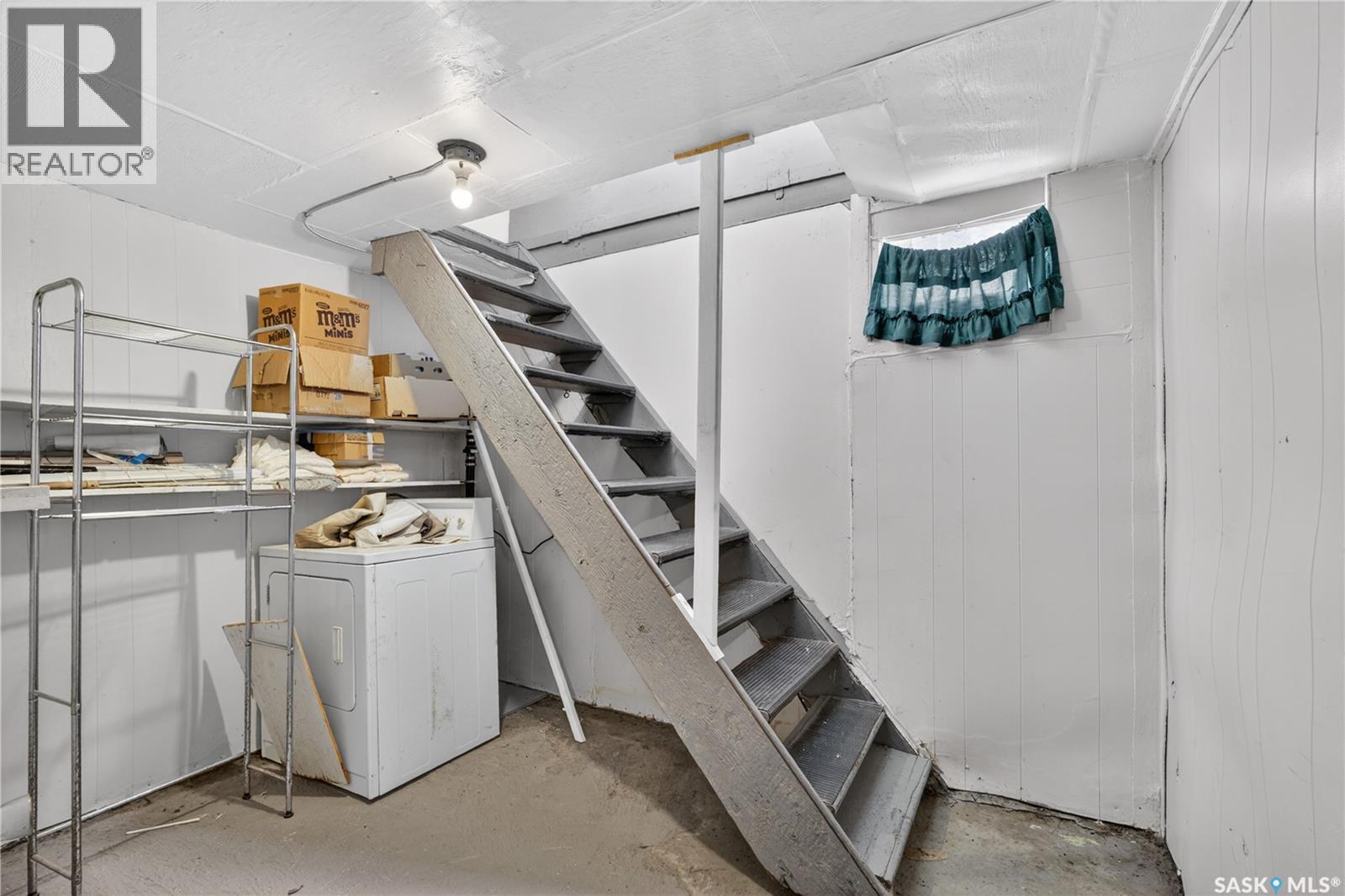 305 Burrows AVENUE W - 22