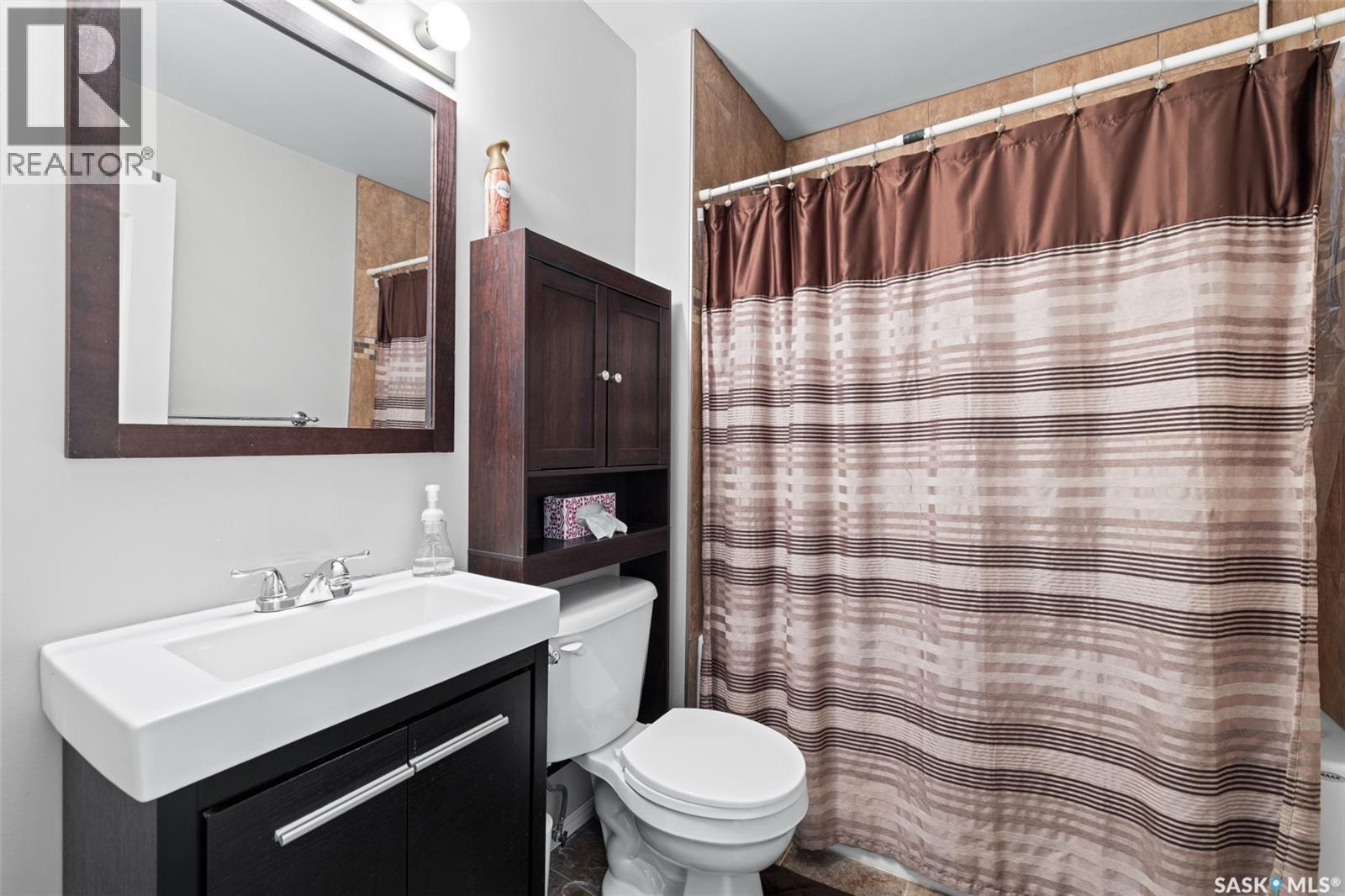 33 Merritt CRESCENT - 10