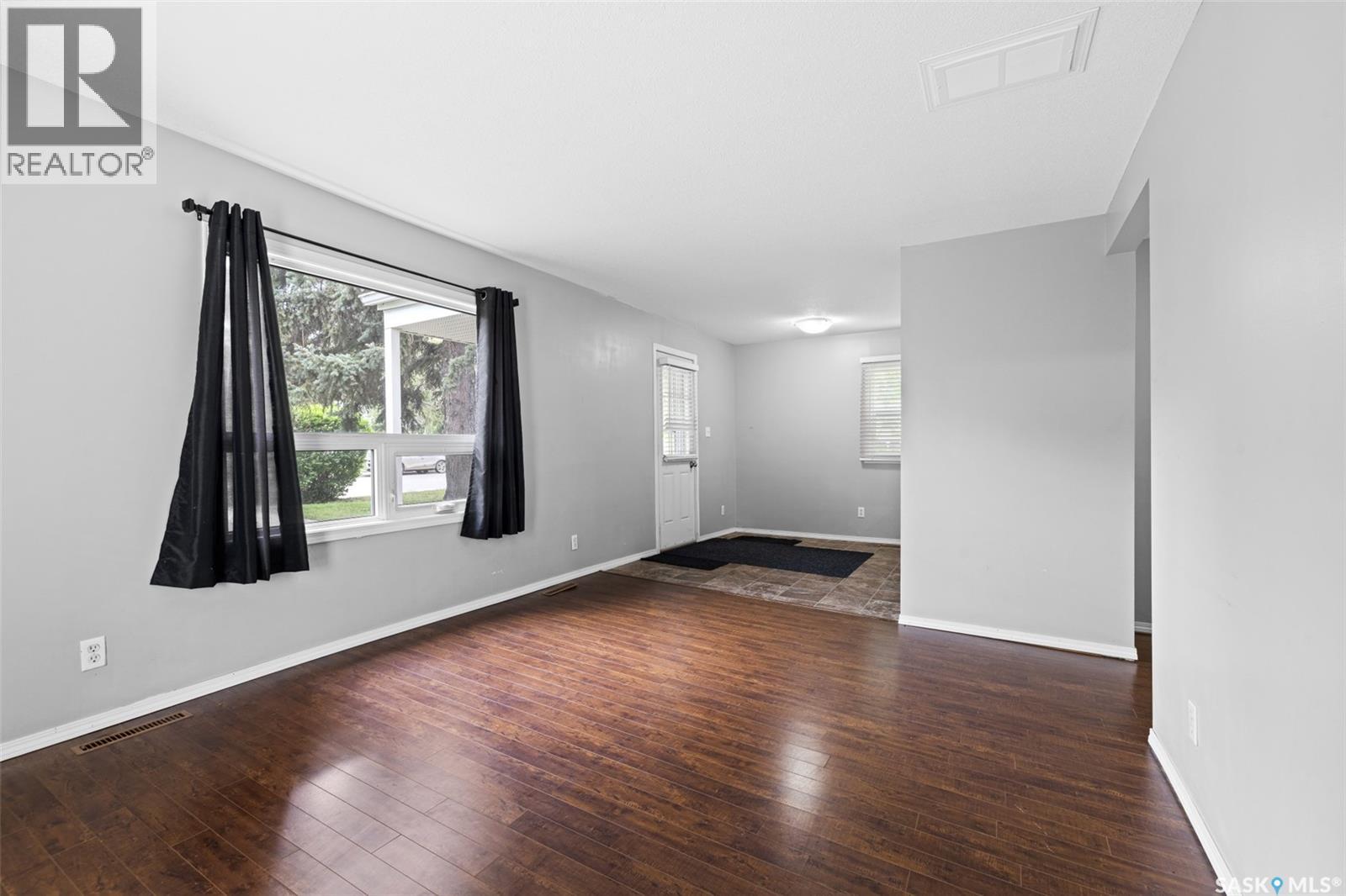 33 Merritt CRESCENT - 5