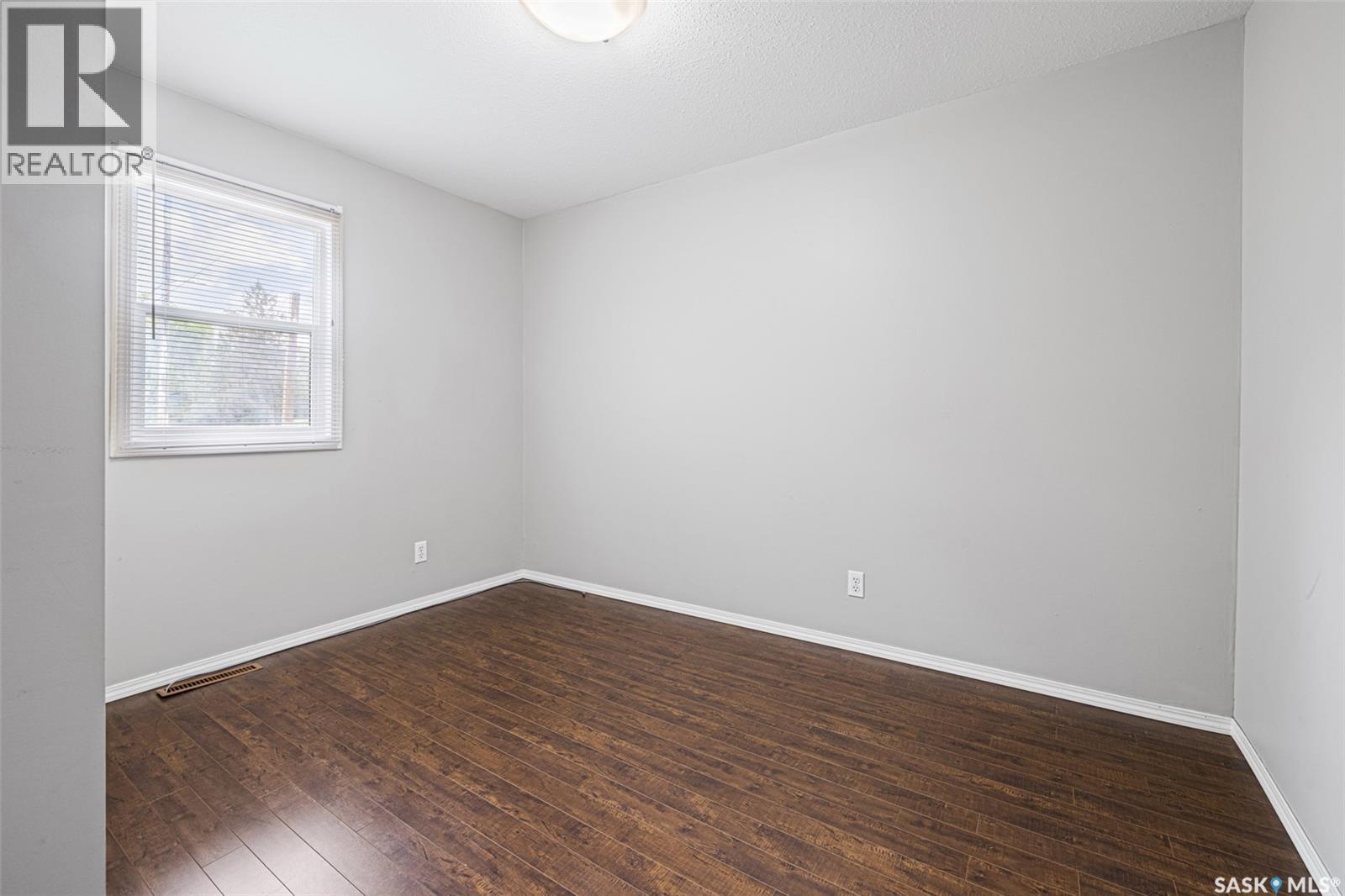 33 Merritt CRESCENT - 8