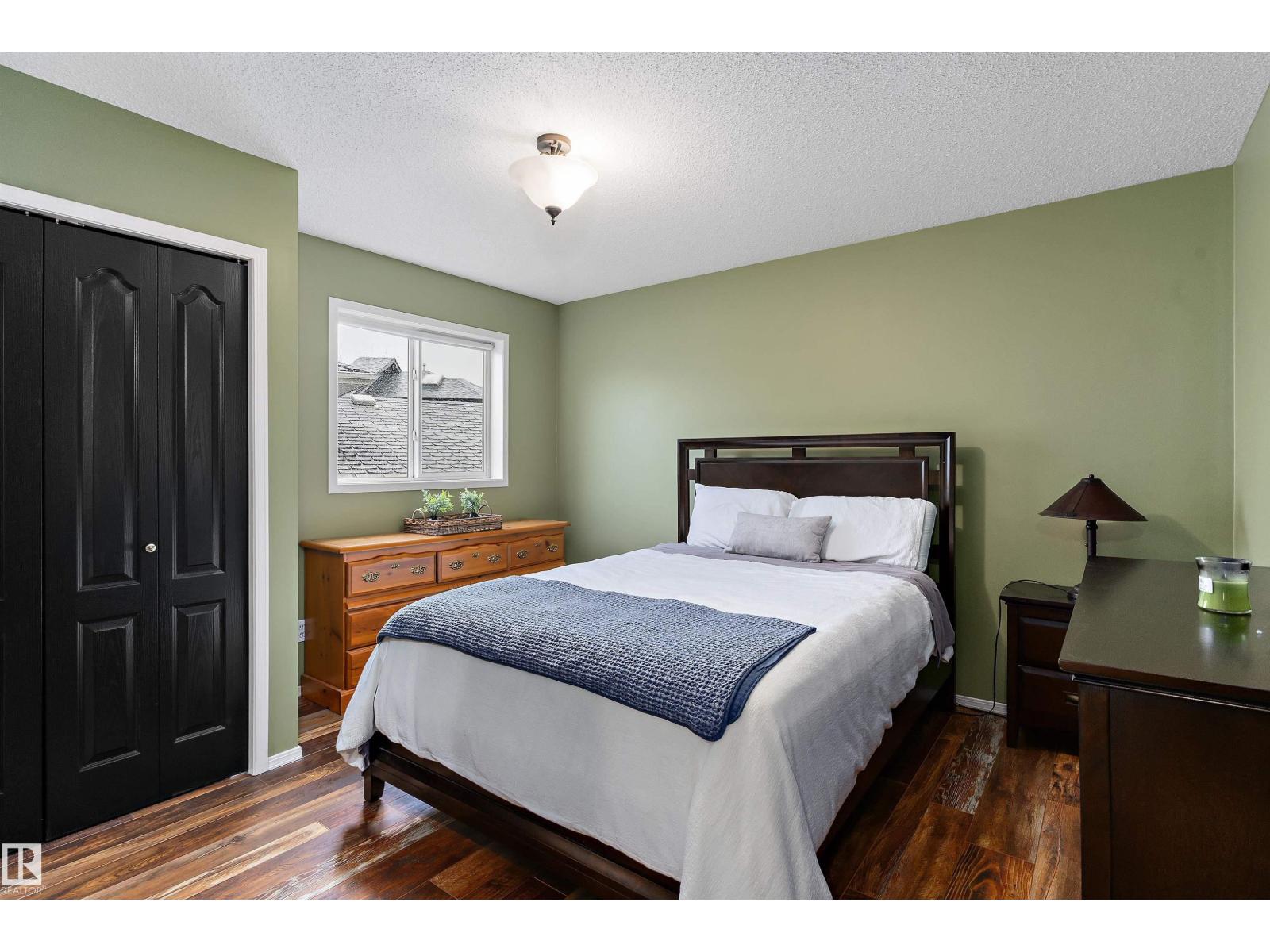 12811 161 AV NW - 18