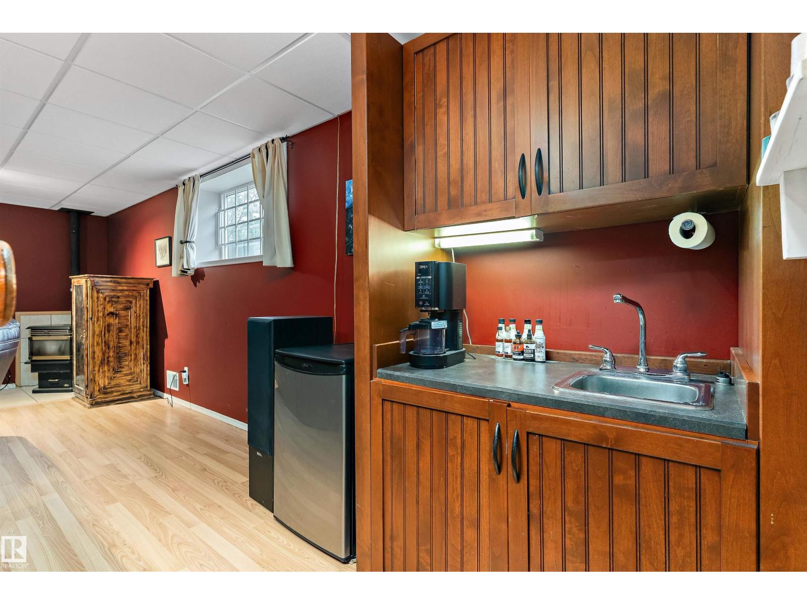 12811 161 AV NW - 23