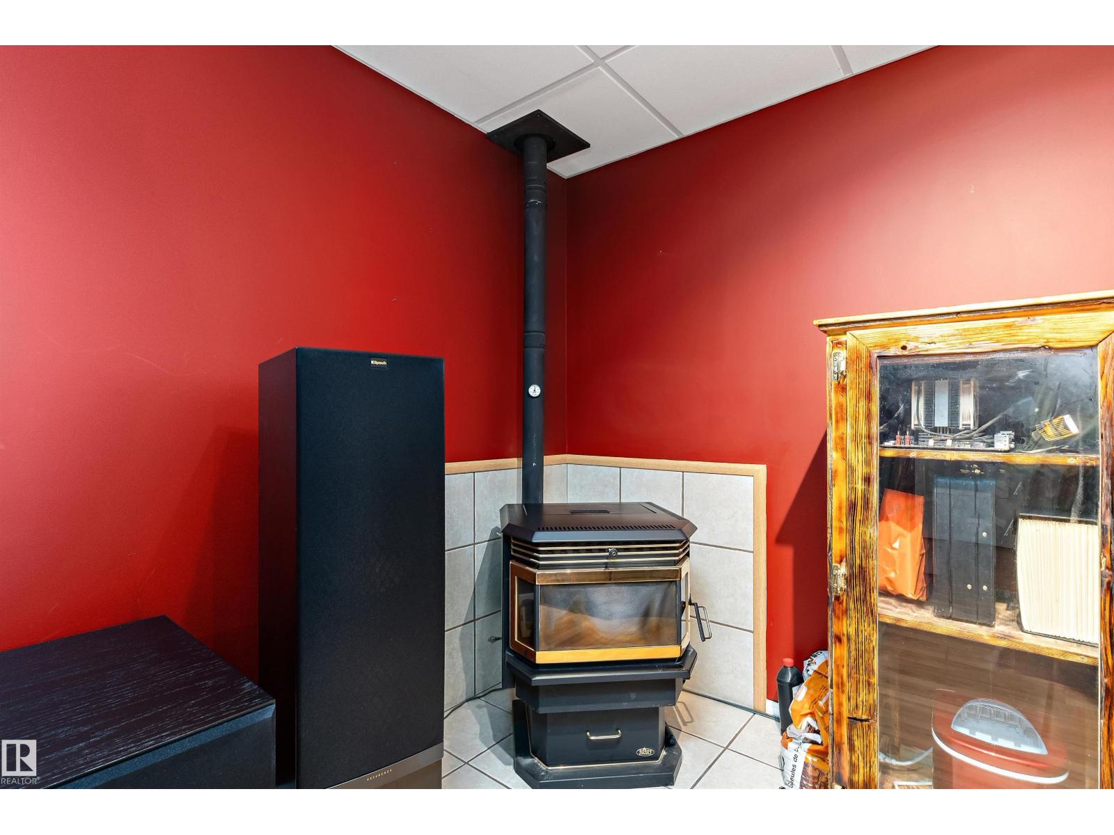 12811 161 AV NW - 26