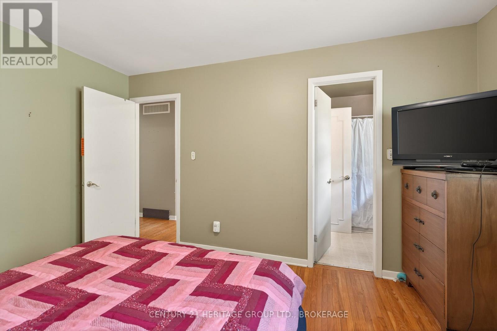 706 HIGH GATE PARK DRIVE - 48