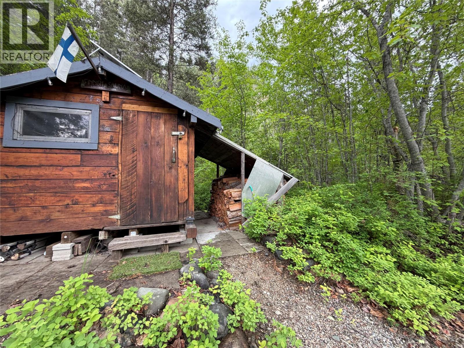 1748 Summers Creek Road, Princeton