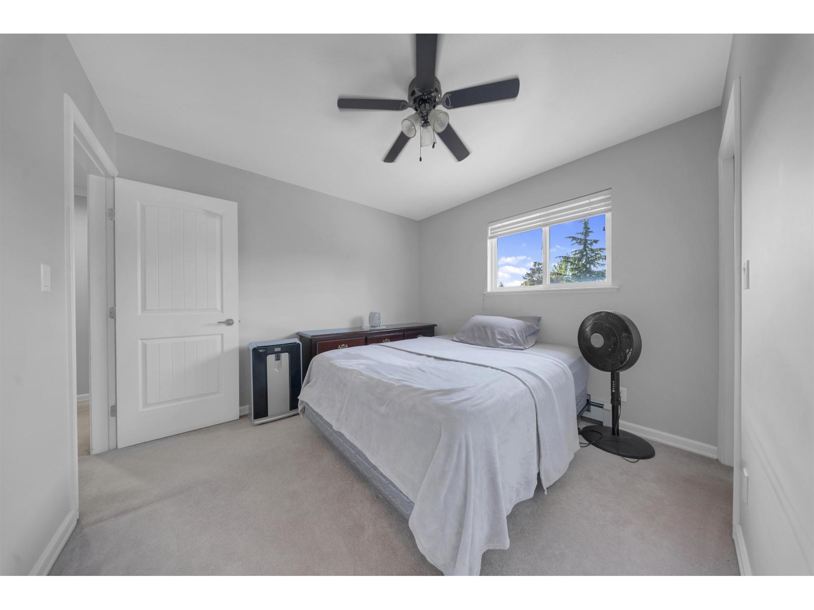 5 Bed, 5 Bath House for Sale in Surrey – 17460 64A AVENUE, Surrey - Image 17
